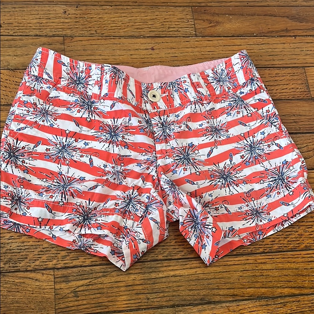 Lilly Pulitzer Callahan short size 0 in 4th of July print